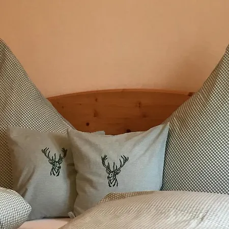 Almroeserl Apartamento *