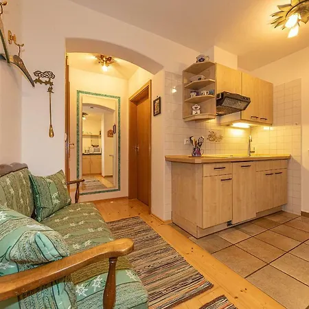 Almroeserl Apartamento Mittenwald